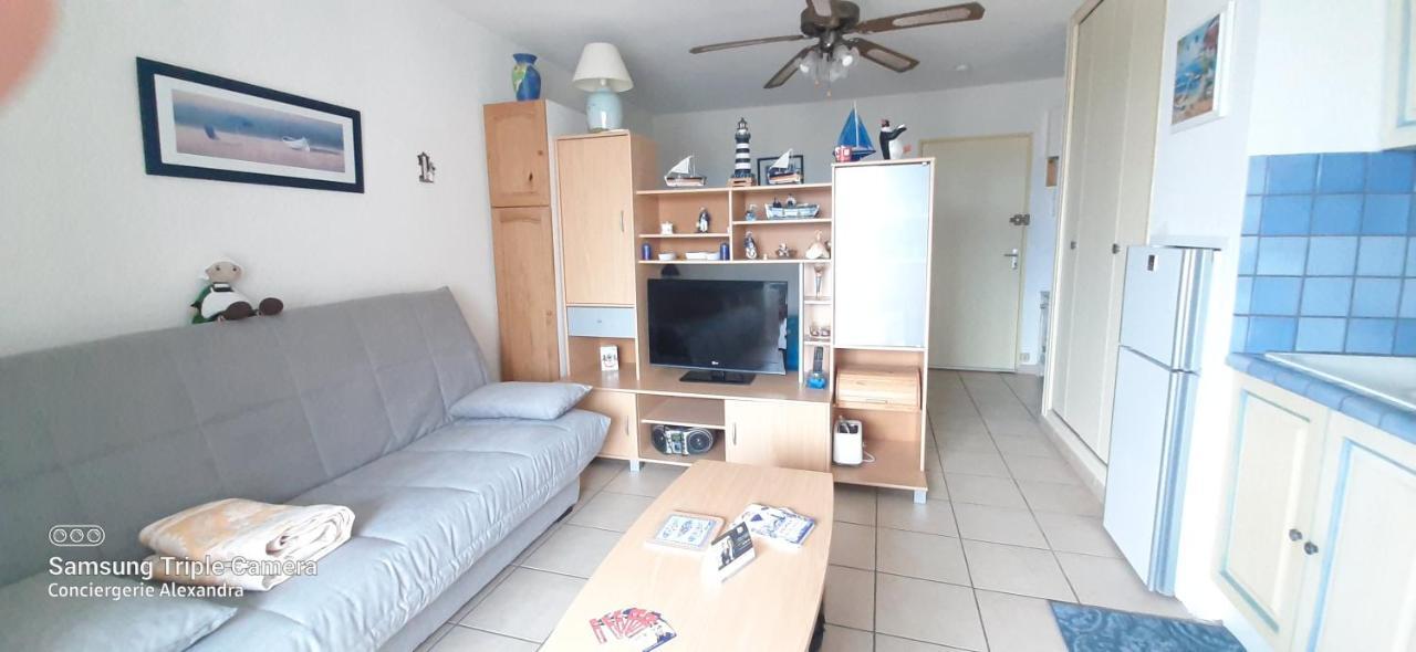 Au Nautilus Au Port Avec Loggia Et Parking - A 50 M Apartment